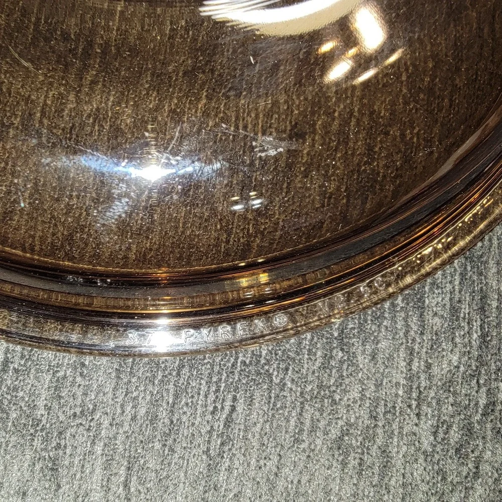 Vtg Pyrex Amber (8.5